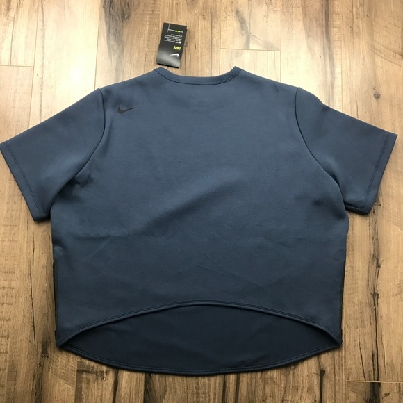 Nike Dry Womens Training Short Sleeve NEW - Picture 7 of 7